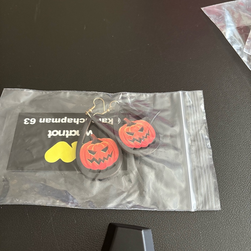 Pumpkin earrings for Halloween